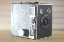 Retro Kodak Six-20 Brownie Junior Super. A Great Piece Of Film History. -Cameras Sale Shop DSC 0166
