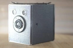 Retro Kodak Six-20 Brownie Junior Super. A Great Piece Of Film History. -Cameras Sale Shop DSC 0170