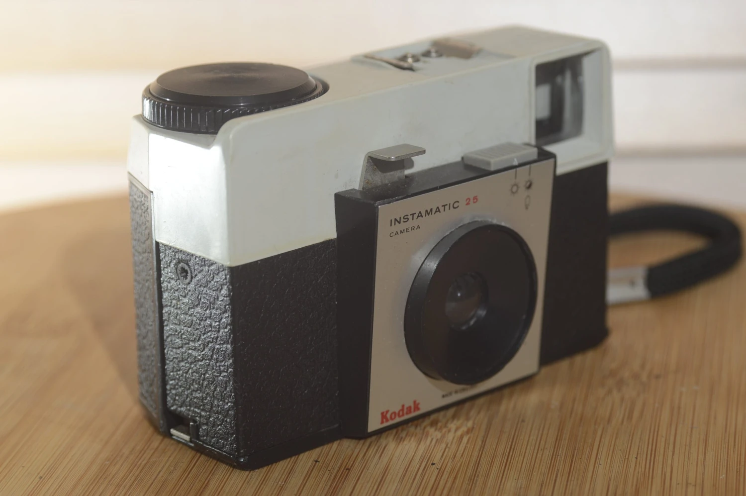 Kodak Instamatic 25 Camera. Super Cute Retro Camera 4 Kodak Instamatic 25 Camera. Super Cute Retro Camera - Image 2