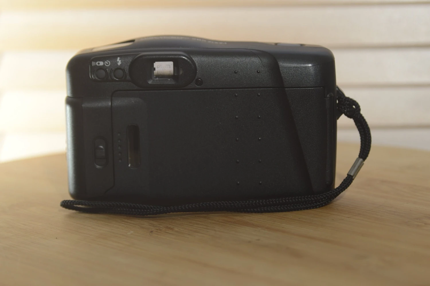 Fujifilm Zoom Discovery Panorama 265 Compact Camera With Case. 6 Fujifilm Zoom Discovery Panorama 265 Compact Camera With Case. - Image 4