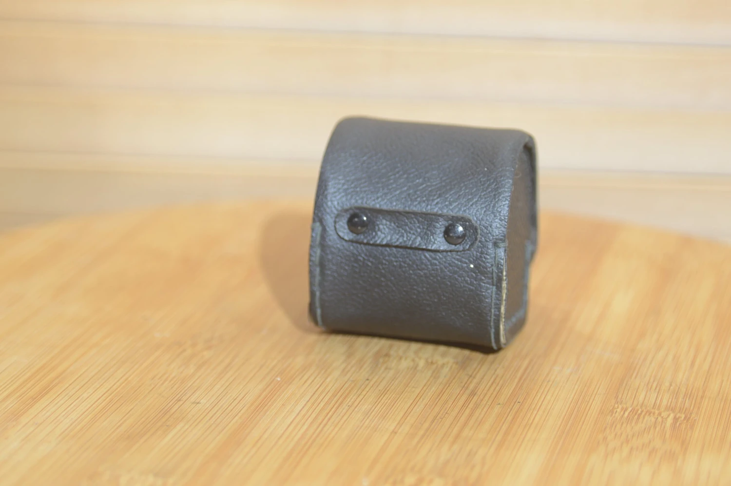 Vintage Black Leather Tele Converter Case. Perfect For Protecting Your Extension Tube. 6 Vintage Black Leather Tele Converter Case. Perfect For Protecting Your Extension Tube. - Image 4