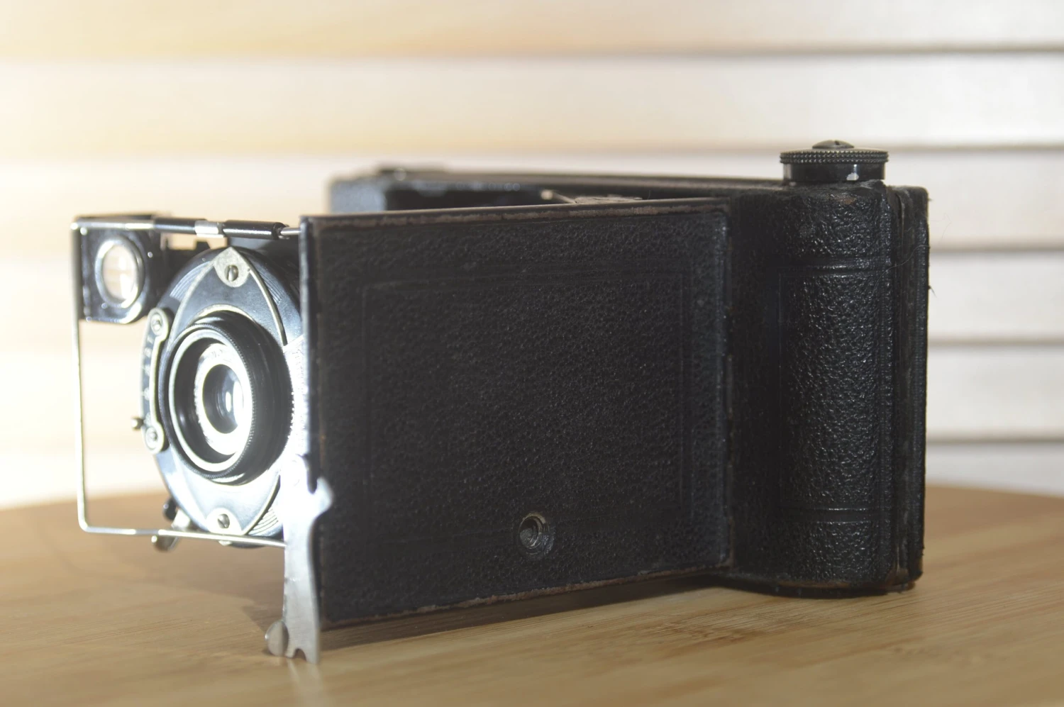 Houghton Butcher May Fair Medium Format Folding Camera. Great As A Prop Or For Experimental Photography 6 Houghton Butcher May Fair Medium Format Folding Camera. Great As A Prop Or For Experimental Photography - Image 4