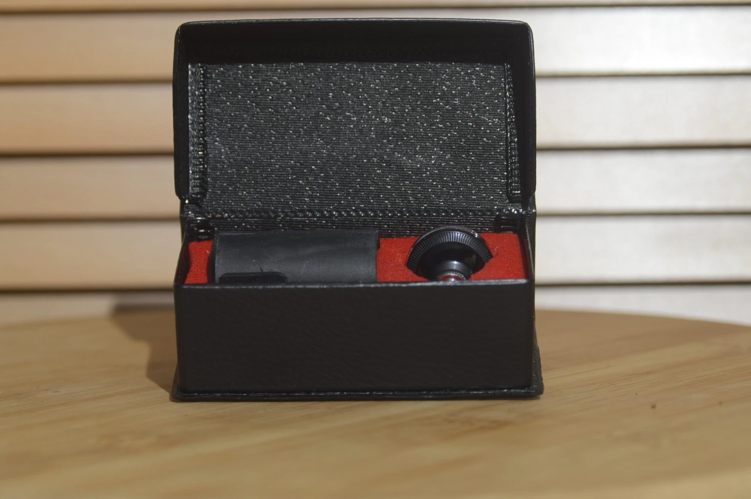 Boxed Vivitar Wireless Triggering Unit. Sl-1 Slave Unit. In Excellent Condition. 7 Boxed Vivitar Wireless Triggering Unit. Sl-1 Slave Unit. In Excellent Condition. - Image 5