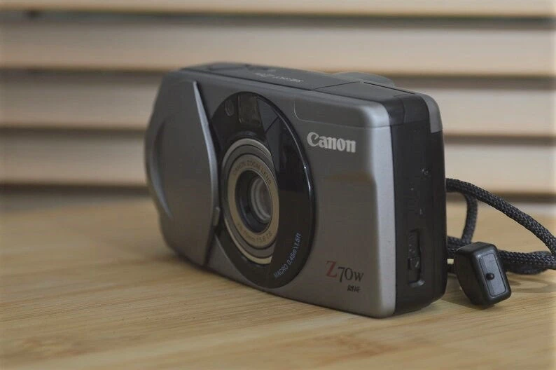 Vintage Canon Sure Shot Z70w Compact Camera With Case. Perfect, Lightweight 35mm To Put In A Pocket, Bag Or Belt Loop. 7 Vintage Canon Sure Shot Z70w Compact Camera With Case. Perfect, Lightweight 35mm To Put In A Pocket, Bag Or Belt Loop. - Image 5