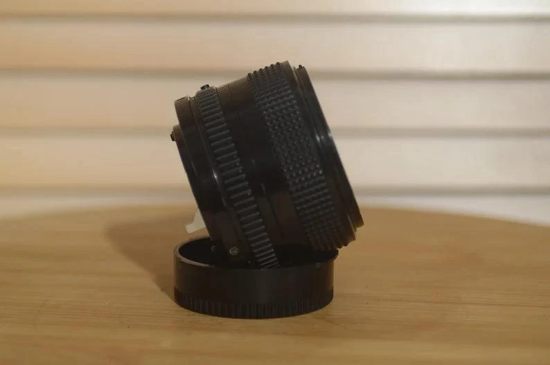 Vintage Canon FD 35mm F2.8 Lens. This Is A Beautiful Wide Angle Lens In Superb Condition! 6 Vintage Canon FD 35mm F2.8 Lens. This Is A Beautiful Wide Angle Lens In Superb Condition! - Image 4