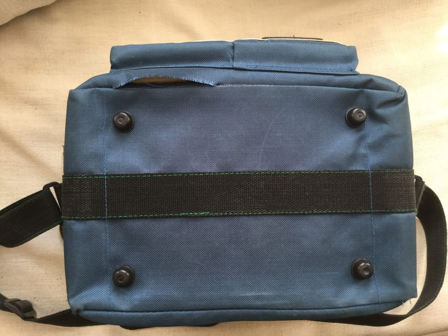 Vintage Adapt Large Blue With Green Zips Padded Camera Bag. Perfect For Photo Shoots. Large Space For All Your Needs 6 Vintage Adapt Large Blue With Green Zips Padded Camera Bag. Perfect For Photo Shoots. Large Space For All Your Needs - Image 4