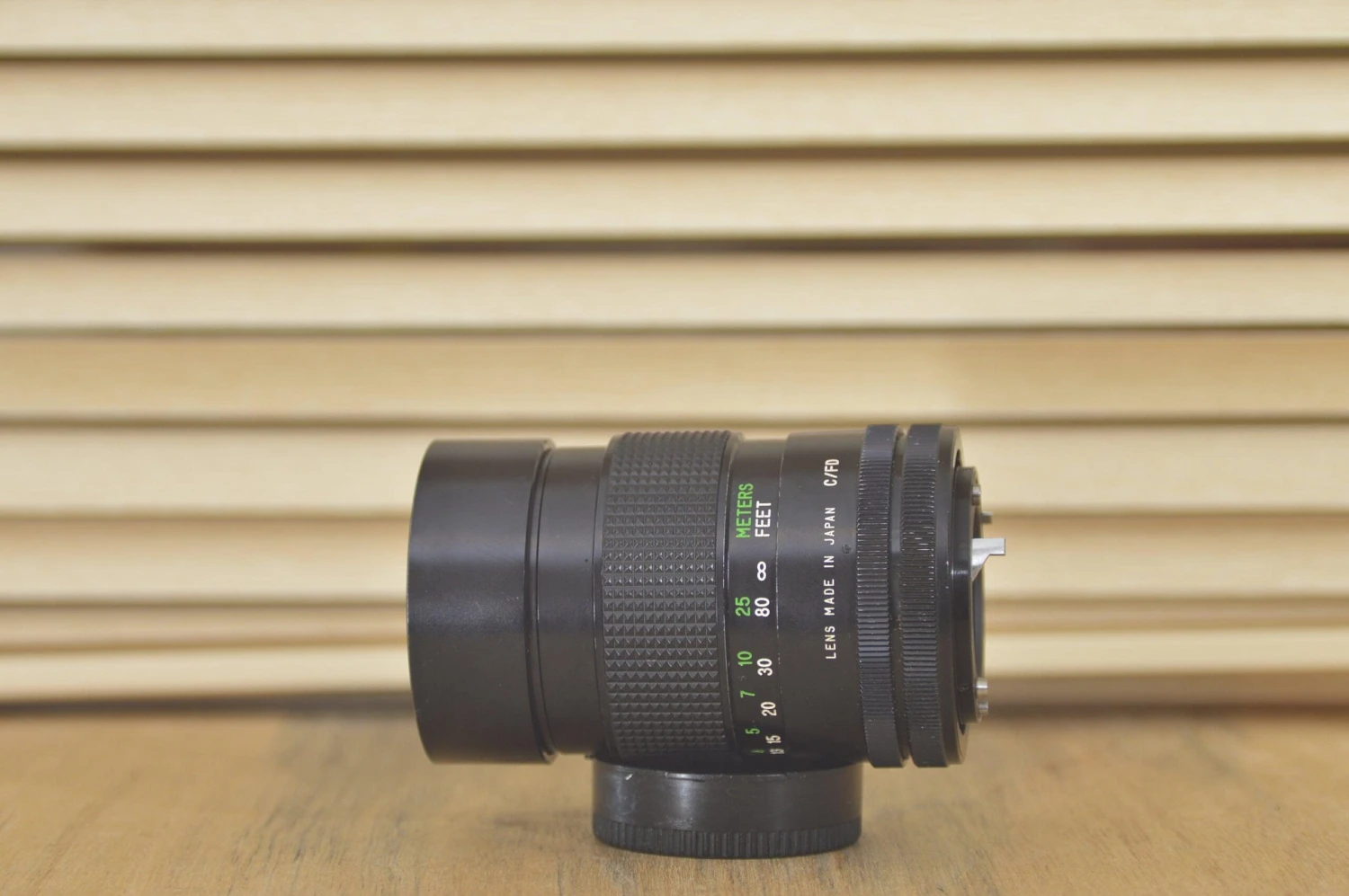 Super Sharp Vivitar FD 135mm 2.8 Lens With Leather Case. This Is A Beautiful Lens Especially For Portraiture Work. A Stunning Bit Of Glass! 6 Super Sharp Vivitar FD 135mm 2.8 Lens With Leather Case. This Is A Beautiful Lens Especially For Portraiture Work. A Stunning Bit Of Glass! - Image 4