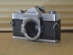 Classic Stylish Minolta SR1 50s SLR 35mm Camera (Body Only). These Are Very Solid And Striking Vintage Cameras. Would Be A Lovely Gift