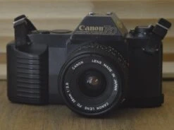 Beautiful Canon T50 Camera With 28mm 2.8 FD Lens. In Lovely Condition, Feels Just Like A Digital It Couldn't Be Easier To Get Into 35mm Film