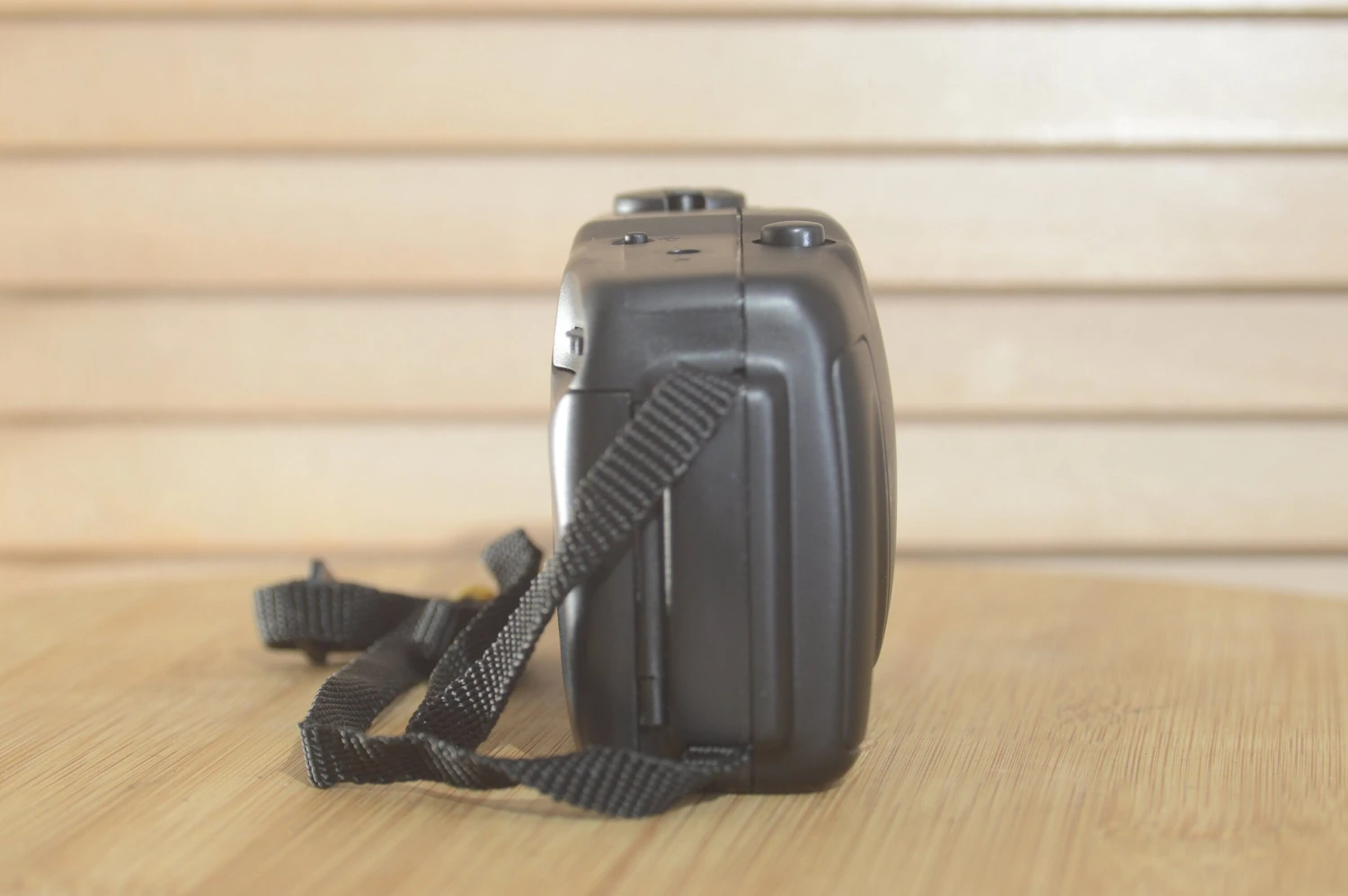 Panoramic Wide Pic 35mm Point And Shoot Camera. Great For Beginners Or Travelling Photography. 5 Panoramic Wide Pic 35mm Point And Shoot Camera. Great For Beginners Or Travelling Photography. - Image 3