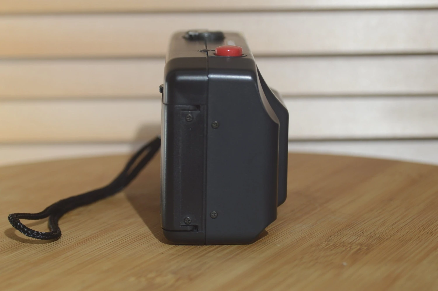 Hanimex 35D 35mm Compact Camera. Super Cute Vintage Point And Shoot. 5 Hanimex 35D 35mm Compact Camera. Super Cute Vintage Point And Shoot. - Image 3