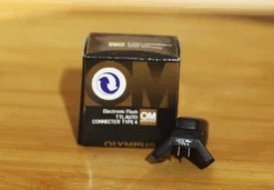 Boxed Olympus Electronic Flash TTL Auto Connecter Type 4.